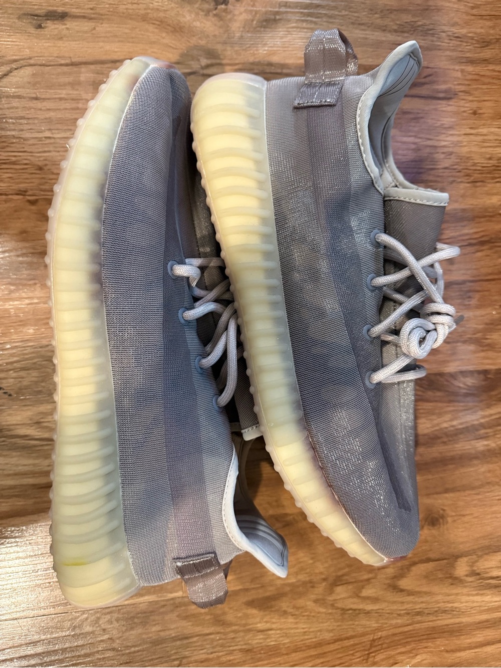 adidas Yeezy Boost 350 V2 Mono Mist Size 13 Pre-owned. Used very clean.